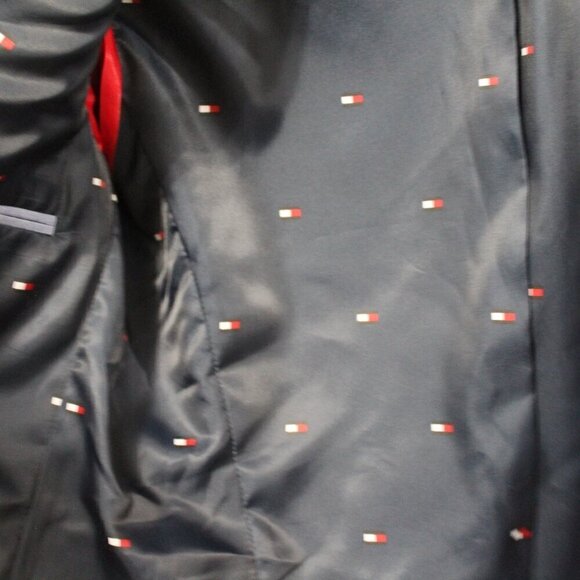 Tommy Hilfiger Men's Grey Suit 32W by 30L - Picture 2 of 9